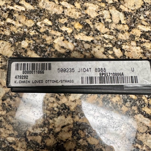 RARE Gucci Multicolor 'Loved' Keychain Bag Charm Jewelry Accessory - Picture 6 of 6